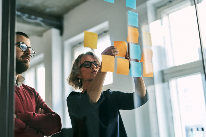eAward 2025: Nominees der Kategorie „Zusammenarbeit und Organisation“