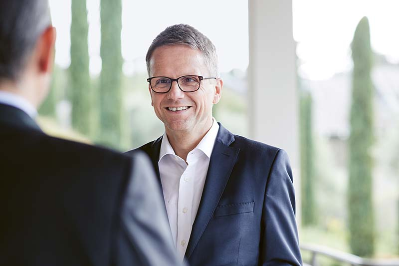 Foto: Peter Terwiesch, ABB: »Sind in der Bildung unserer Mitarbeiter engagiert und schaffen auch attraktive Rahmenbedingungen für Talente aus der ganzen Welt.«