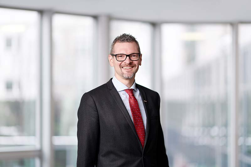 Foto:  "Wir verbauen pro Jahr rund 100 Millionen Tonnen mineralischer Rohstoffe. Wir haben Baurestmassen von rund zehn Millionen Tonnen. Selbst wenn alles verwertet wird, fehlen immer noch 90 Millionen Tonnen", sieht Andreas Pfeiler der Kreislaufwirtschaft natürliche Grenzen gesetzt (Foto: FV Steine-Keramik - Wolf).