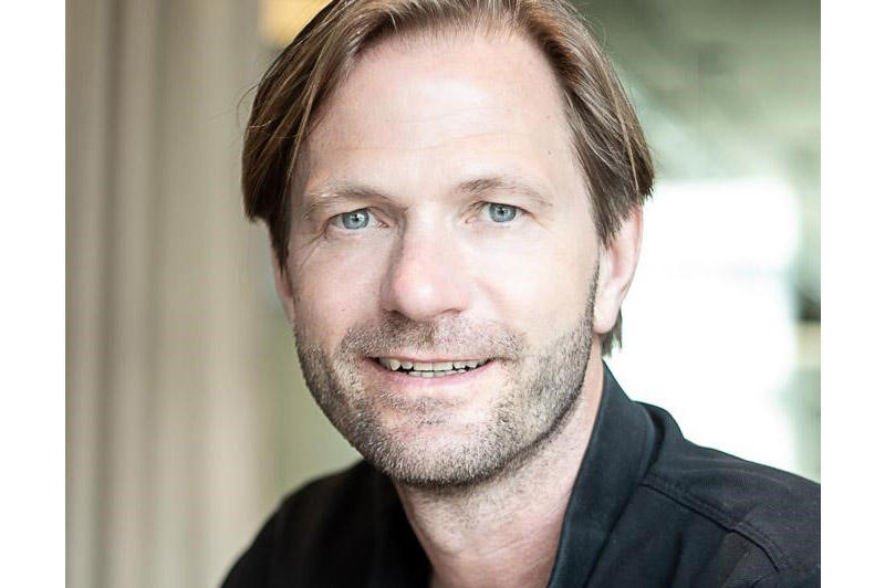 Tom Becker, General Manager Central & Eastern Europe bei Alteryx, zum Thema KI, ML und Datenanalyse.