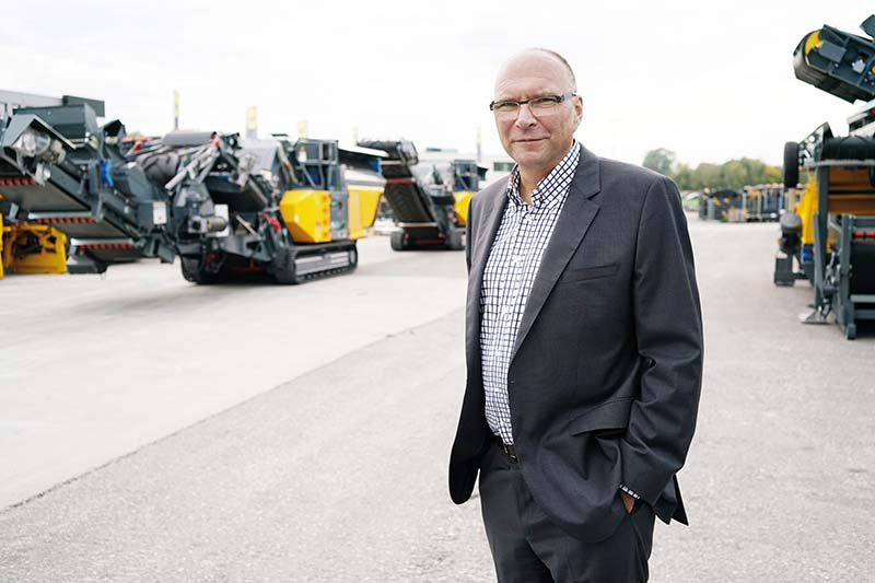 Foto: Rubble Master Gründer und CEO Gerald Hanisch freut sich über hervoragende Geschäftszahlen und neue Produkte. 