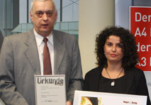 Der zweite 3. Platz wurde Norbert Friesl und Anita Kerschbaumer, dialog data, verliehen. Der zweite 3. Platz wurde Norbert Friesl und Anita Kerschbaumer, dialog data, verliehen.